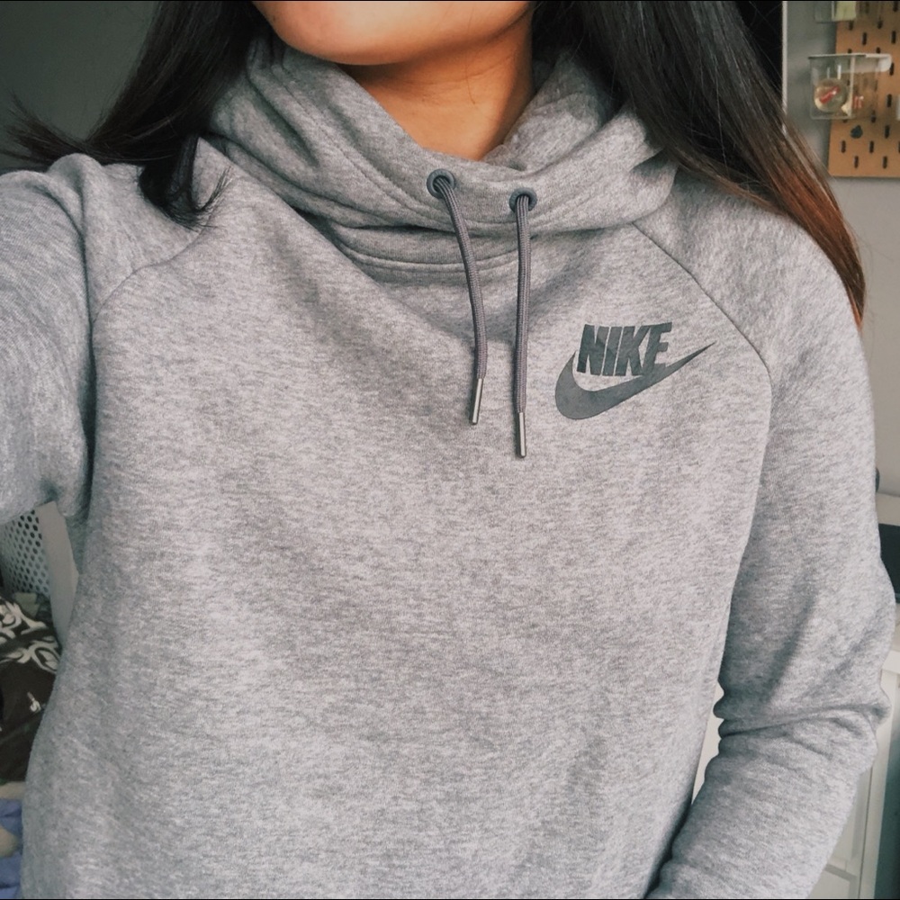 Nike pullover with hood & turtleneck